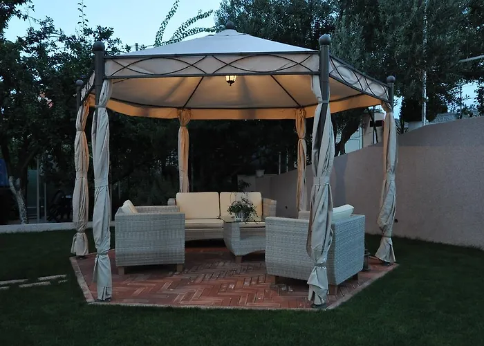 Villa Sime & Cvita *